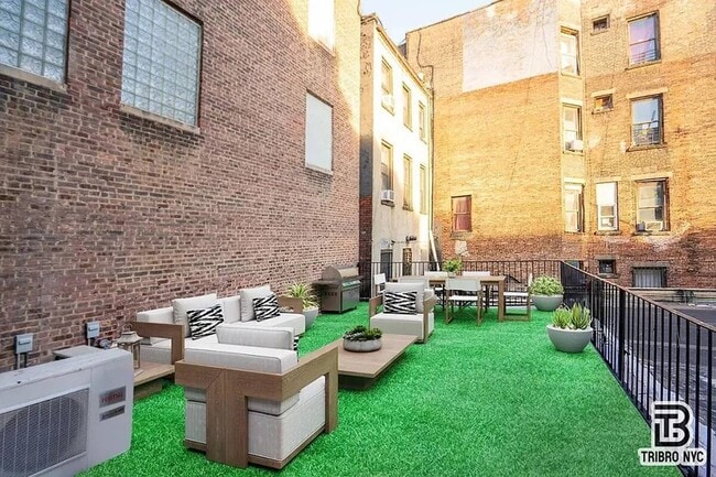 Foto del edificio - Nice room in a good neighborhood