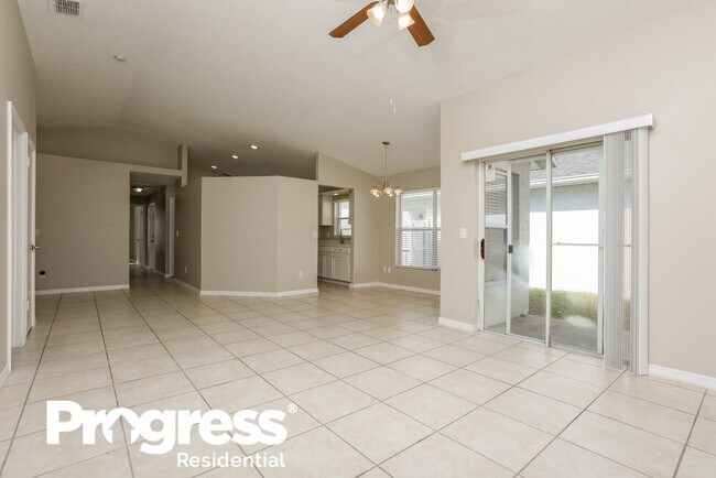 Building Photo - 3235 Brewster Dr