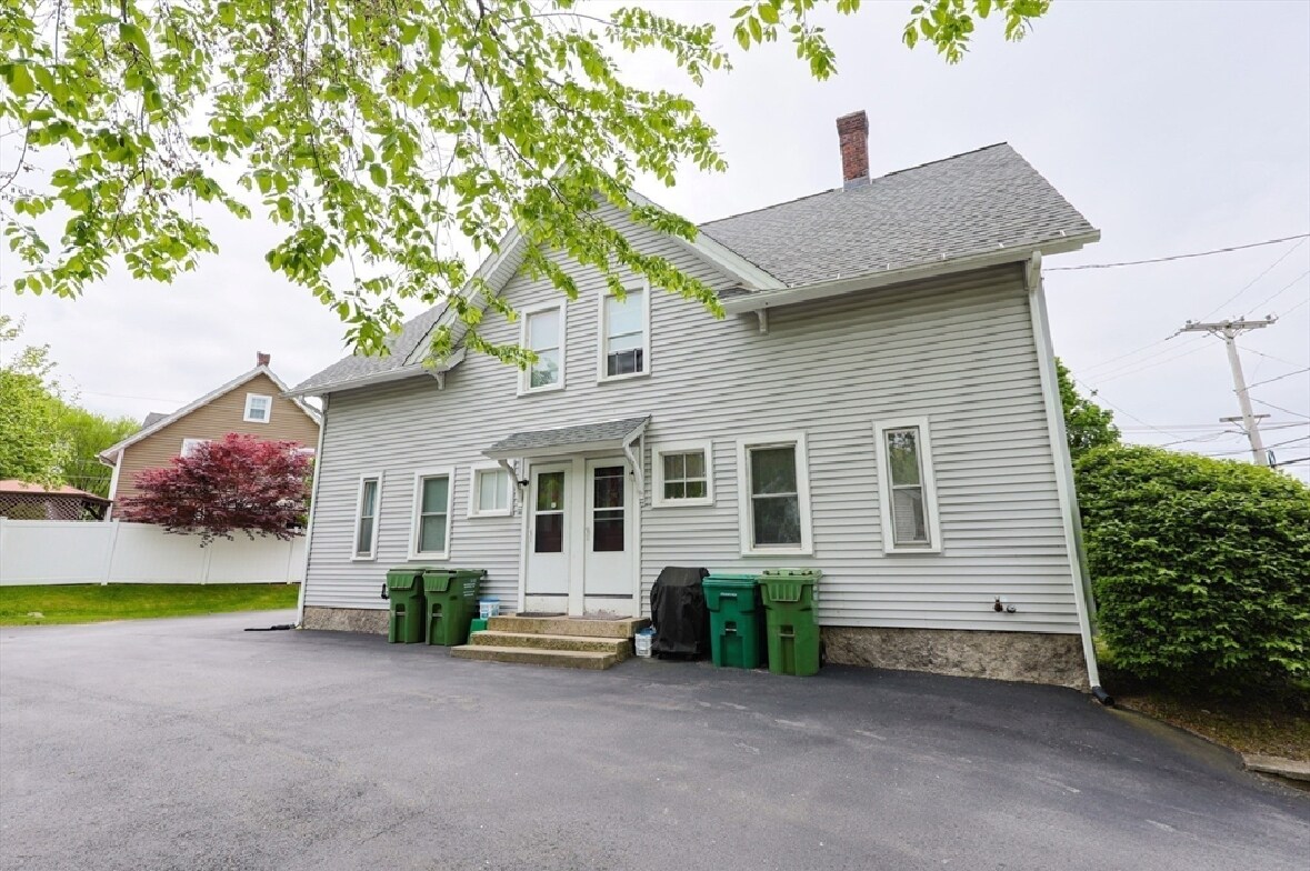 Foto principal - 258 Main St