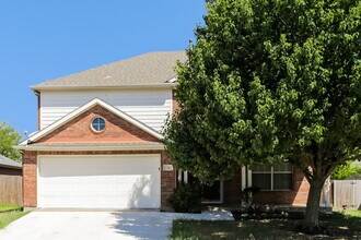 Building Photo - 1201 Mule Deer Dr