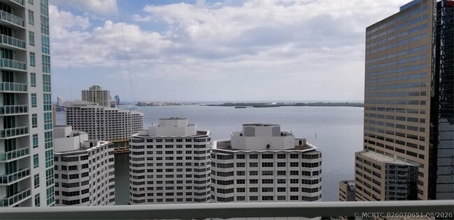 Building Photo - 951 Brickell Ave
