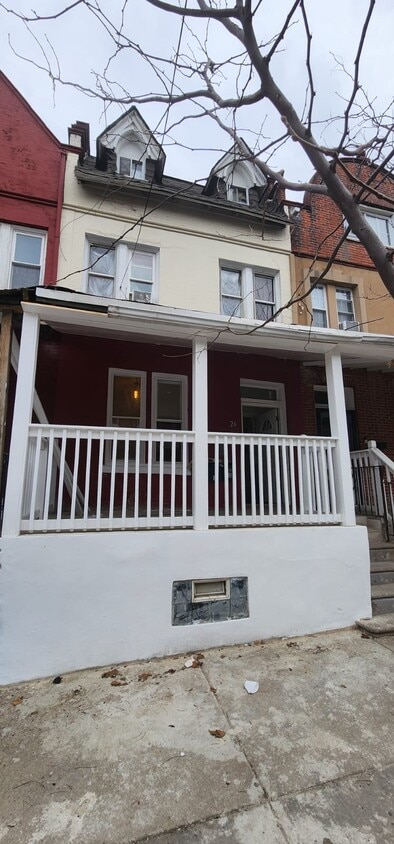 Primary Photo - 26 N Saint Bernard St
