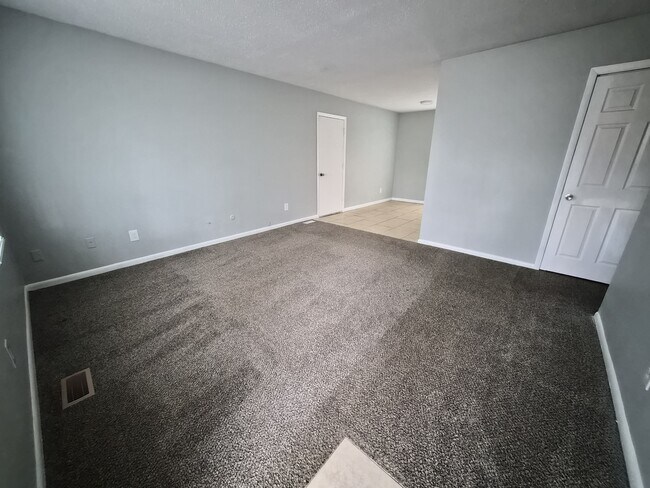 Foto del edificio - 3526 Luewan Ct