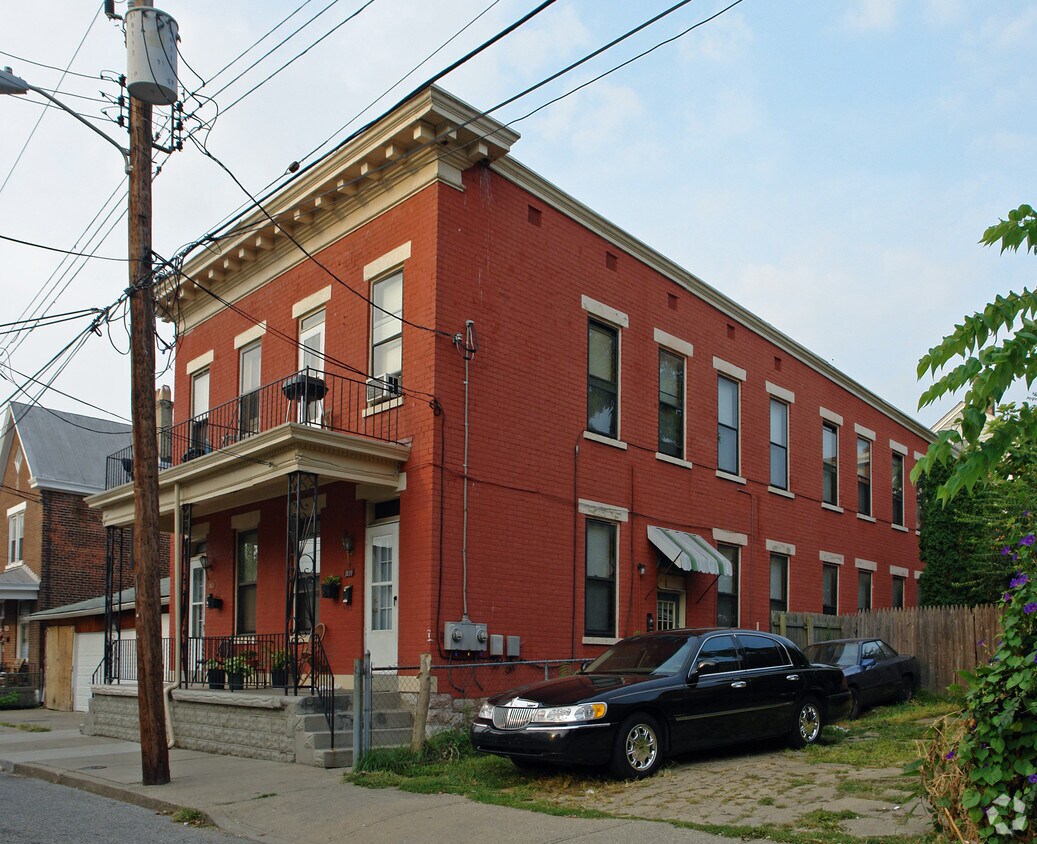 Primary Photo - 1811-1813 Pearl St