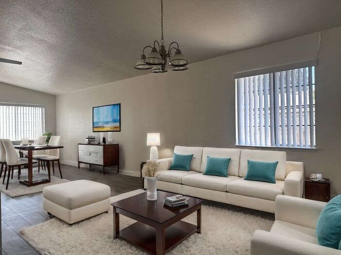 Foto del edificio - Situated in the Cozy Community in Newhall ...