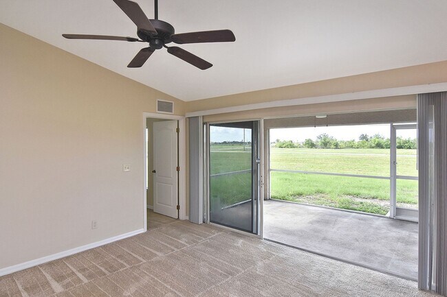 Foto del edificio - Single Family Home in North Cape Coral MOVE IN SPECIAL 50% OFF FIRST MONTH