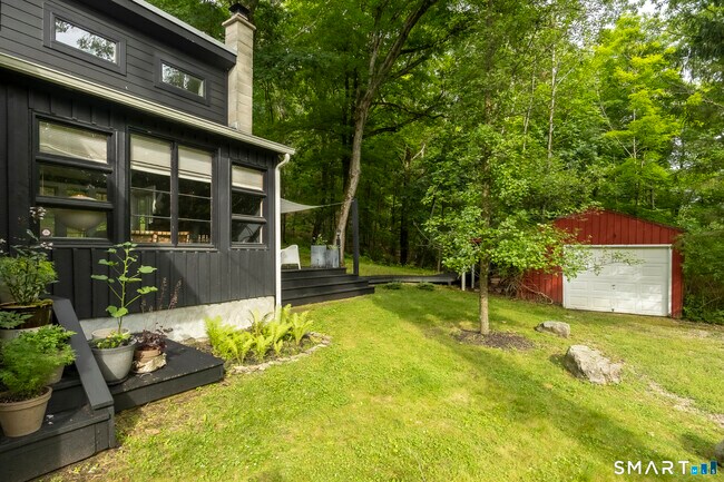 Building Photo - 46 E Pond Lilly Rd