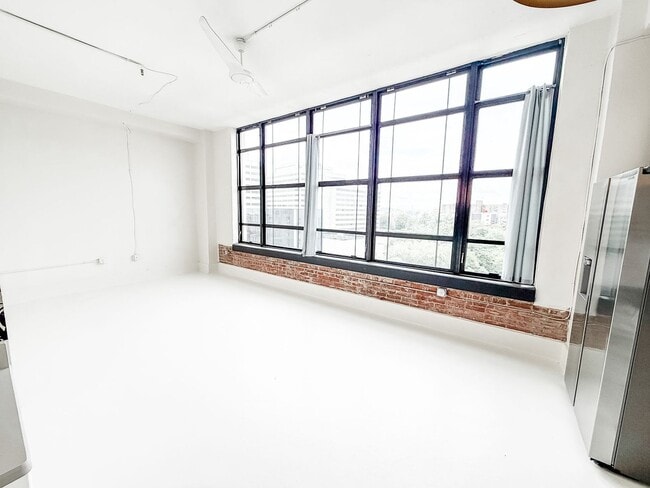 Photo - COMING SOON!! Gorgeous 2 bedroom 1 bath Condo on Gay Street in downtown Knoxville!!!