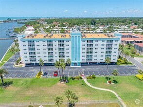 Building Photo - 10216 Regal Dr