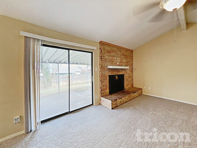 Building Photo - 6321 Macarthur Dr