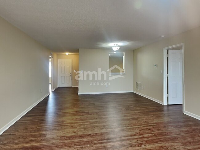 Building Photo - 19214 Fox Chase Drive