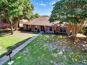Building Photo - 309 Rash Ln