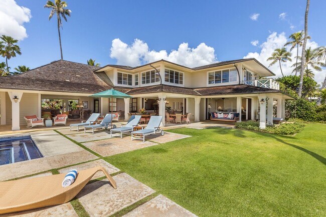 Building Photo - Private 7bdrm Beachfront Home w/Carriage House & Pool! Kahala Beachside Estate