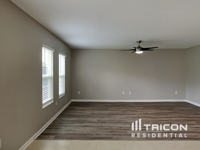 Foto del edificio - 297 Sawmill Landing Dr