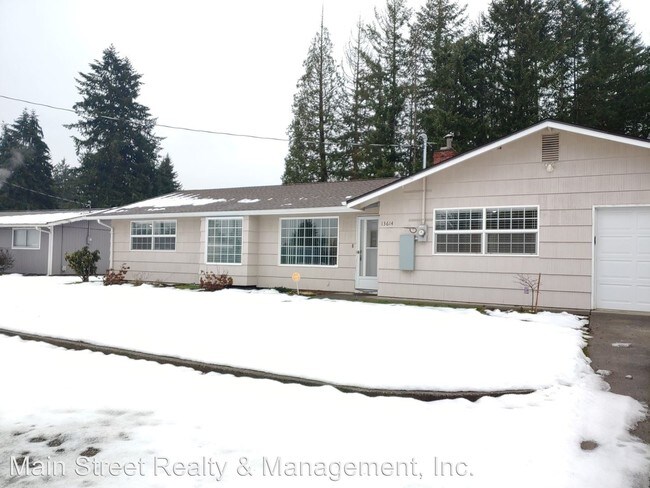 Building Photo - 3 br, 2 bath House - 13614 Golden Given Rd E