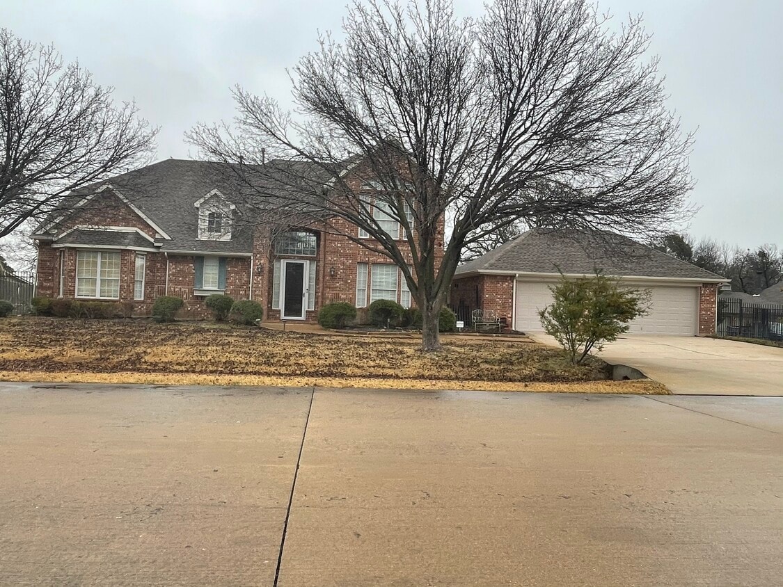 201 Paradise Cove, Shady Shores, TX 76208 House for Rent in Shady Shores, TX