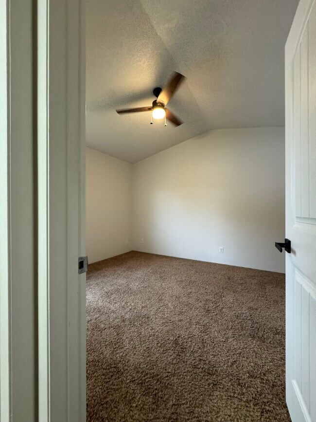 Foto del edificio - 6515 Butte St