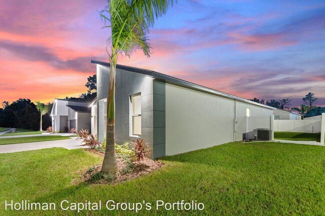 Building Photo - 4 br, 2 bath House - 317 Royal Palm Way