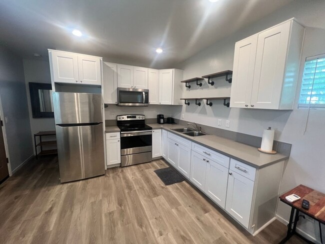 Building Photo - Newer built detached ADU in FLETCHER HILLS...