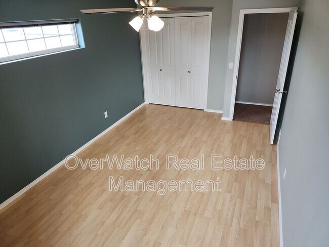 Foto del edificio - 2911 Monarch Cir