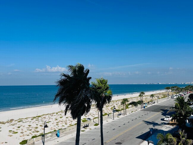 Foto del edificio - 555 Gulf Way