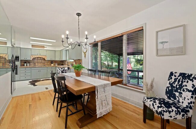 Foto del edificio - 17259 Birch Ln
