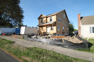 Building Photo - 70 Northfield Dr