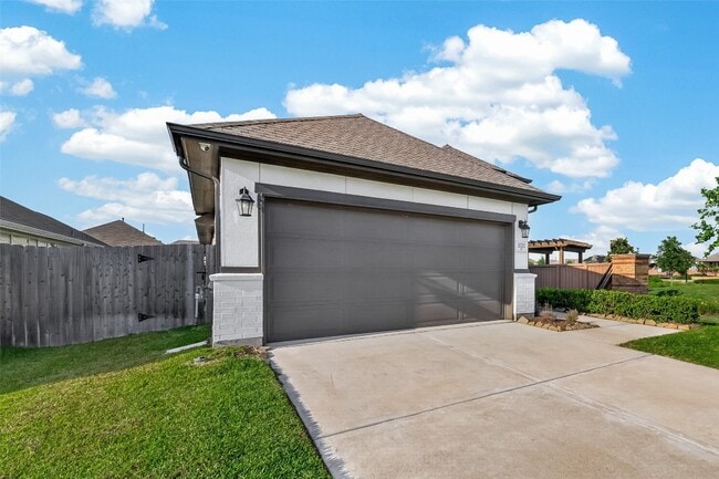 Building Photo - 20702 Wilde Redbud Trl