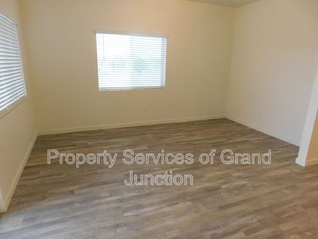 Foto del edificio - 662 Brookwillow Dr