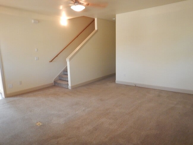 Foto del edificio - 2 Story, 3 Bedroom, 3 Bathroom House in He...