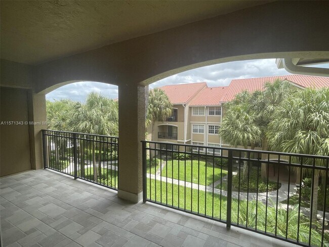 Foto del edificio - 215 SW 117th Ter
