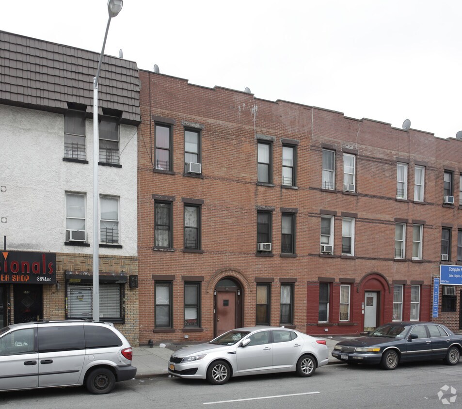 Primary Photo - 891 4th Ave