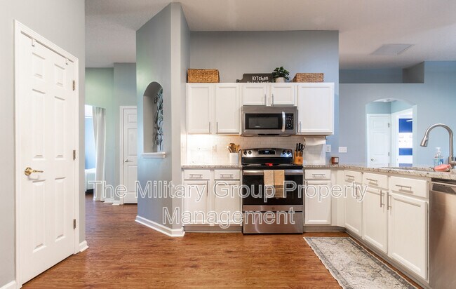 Building Photo - 14215 Sea Eagle Dr