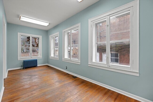Foto del edificio - 1315 W Albion Ave