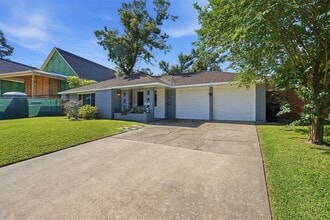Building Photo - 6111 Waltway Dr