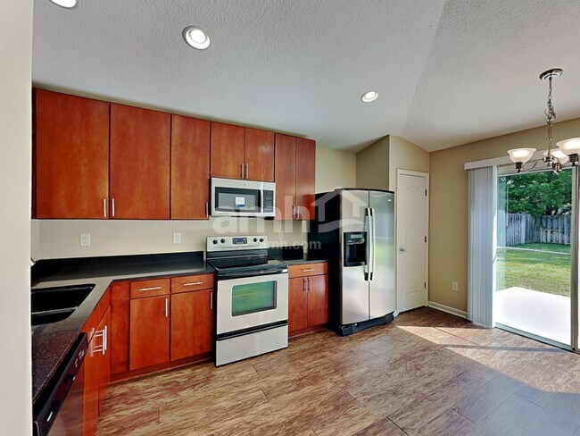Foto del edificio - 12607 Wooded Bluff Ct