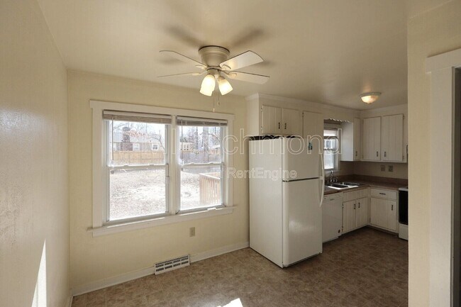 Foto del edificio - 11137 Granada Rd