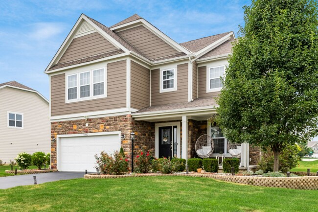Building Photo - 5400 Shawbury Ln