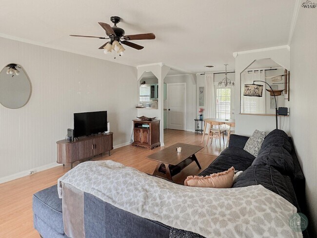 Foto del edificio - 3938 Paradise St