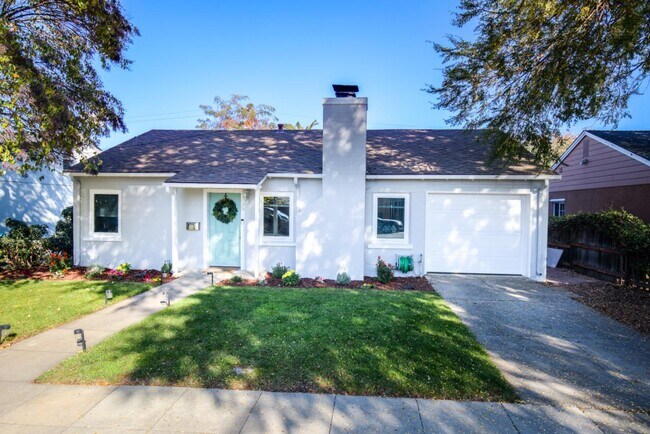 Building Photo - 335 Fairfield Dr