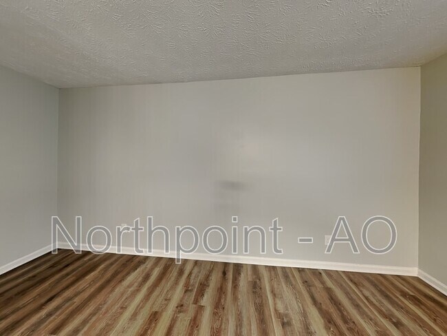 Foto del edificio - 7346 Czar Pl