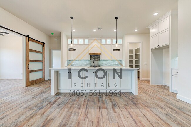 Building Photo - 5705 Tiger Stone Dr
