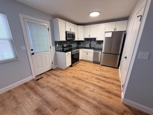 Building Photo - 5317 Shiloh Dr