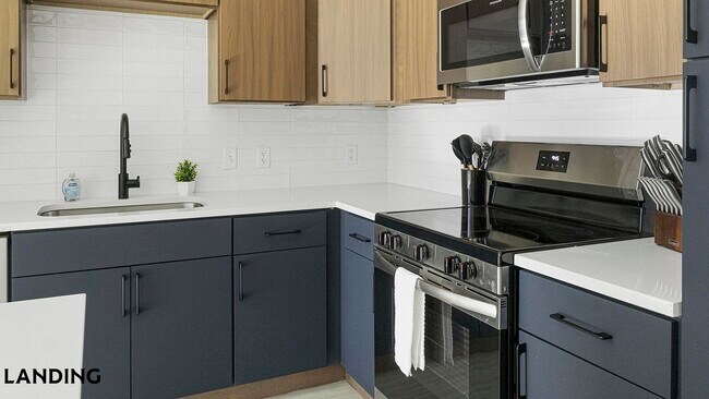 Foto del edificio - 1007 S Mint St