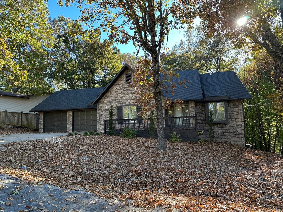 Primary Photo - 7 Bedale Ln