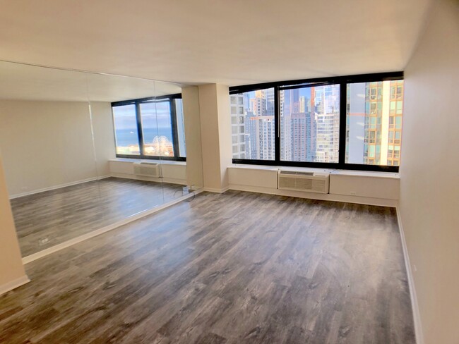 Building Photo - 155 N Harbor Dr