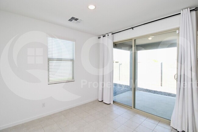 Building Photo - 4354 E Italian Trotter Rd