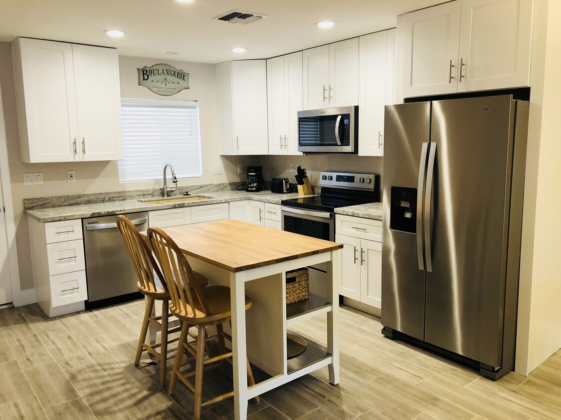 7436 E Chaparral Rd Unit 264B, Scottsdale, AZ 85250 Condo for Rent in Scottsdale, AZ