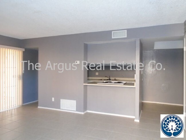 Foto del edificio - 4010 W Wonderview Rd