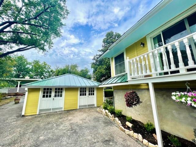 Foto del edificio - 705 E 38th St